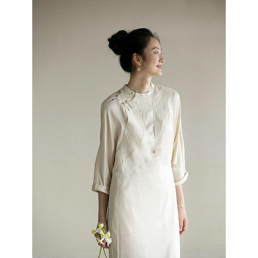 牧衣游原创 双宫绸精工手绣桑蚕丝连衣裙复古气质真丝长裙 彩笺书 商品图1