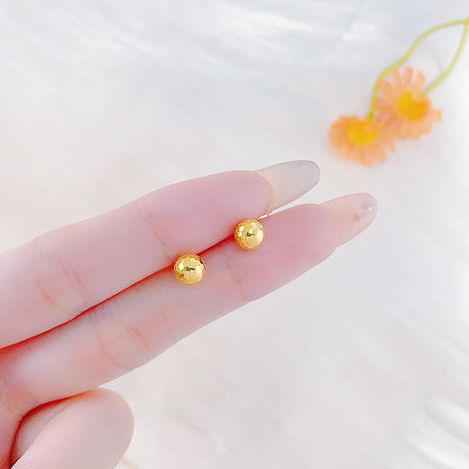 【限时克减150元】足金999.9 【精品】空心鱼鳞泡钉耳饰耳钉（配胶塞）(AUWES00020)（预售产品下单后不退款不退货不换货不补差价（预售产品下单后不退款不退货不换货不补差价 商品图2