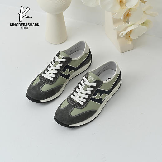经典鲨2025年夏季新品牛皮革男士平底休闲鞋跑步鞋KW08-513111 商品图1