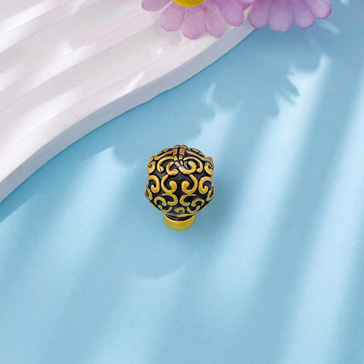 【限时7.5折】【定价黄金】足金 #招财进宝 #电黑金 【精品】3D硬金空心国潮神兽铜钱造型霸气饕餮纹黑金貔貅手串配件Diy手串配件(V3DSC00570)【补手工费可以换新的绳子】 商品图2