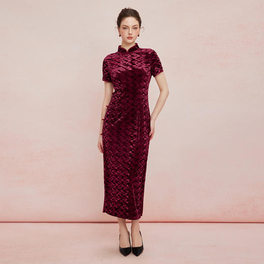 QF881斯尔丽25新款宴会旗开得胜弹力金丝绒透气凹凸纹理遮肉显瘦旗袍 商品图3
