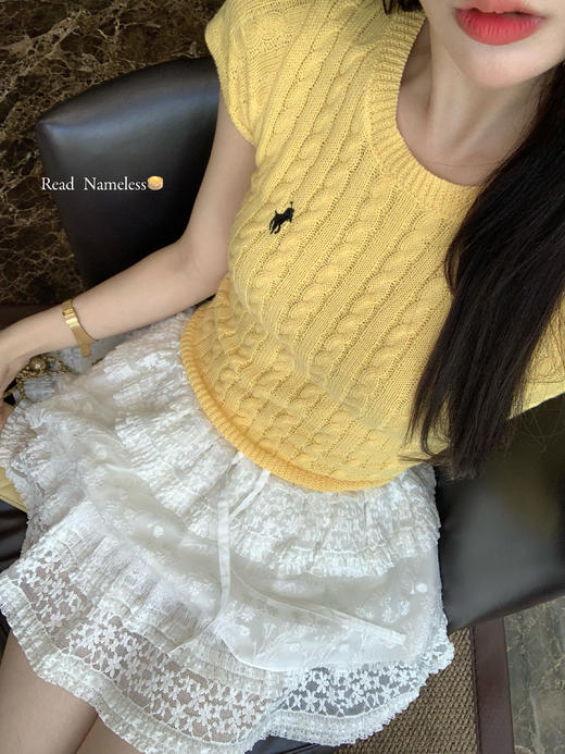 Read Nameless /黄色麻花小劳短袖+白色蕾丝裙裤 2025/5/8 商品图3