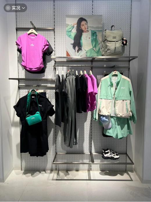 【迎开放日 恰好又是踏青的季节 快速超特价福利一波】F家 休闲女生 翻盖 双肩背包 上学 上班通勤 出游 休闲多场景 都可以驾驭 商品图4