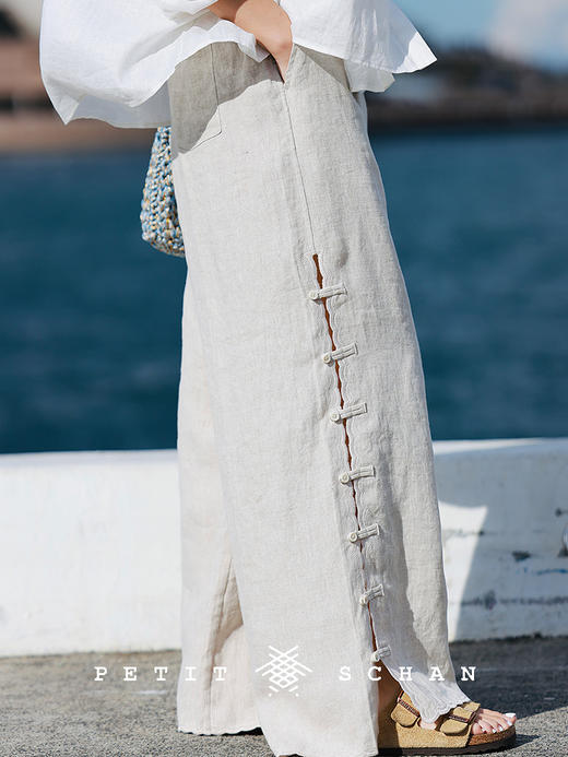 PETIT SCHAN小闪 CLO#807 Haze Wanderer 烟霞裁浪客 日本进口纯亚麻定位绣花一字盘扣直筒裤 商品图4