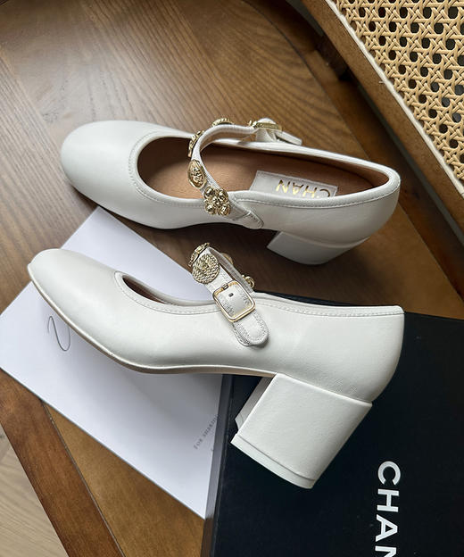 现货 THS-限时 香家 金币高跟玛丽珍freenbecky 好穿粗跟凉鞋 2色 BZ1240 商品图8