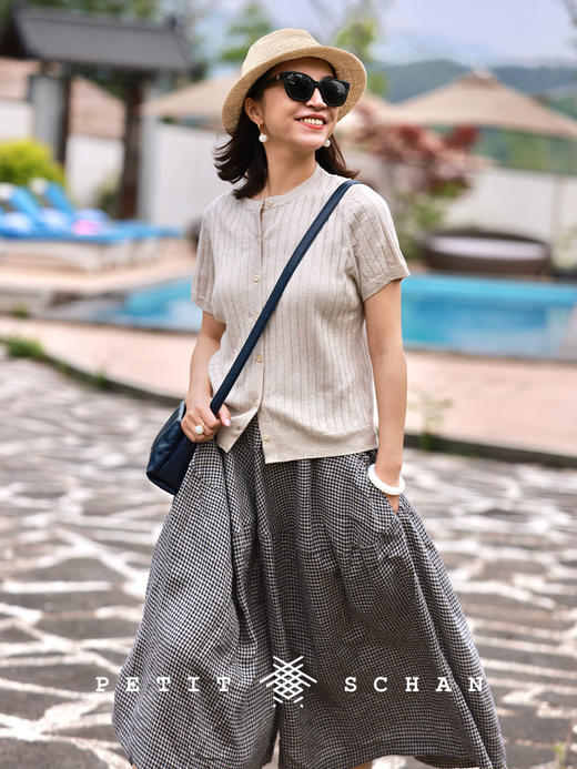 PETIT SCHAN小闪 CLO#806 wander intimate friend 挚友 桑蚕丝棉麻竖坑条短袖针织衫 商品图5