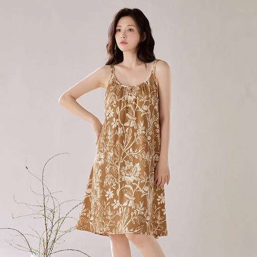 【带胸垫】中国风轻薄柔软吊带睡衣 性感甜美防凸点睡裙 商品图7