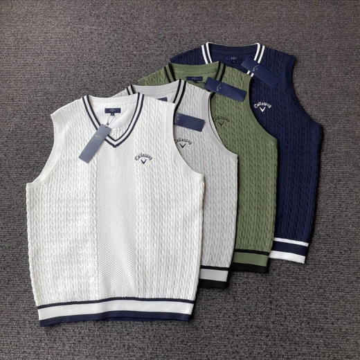 日单正品卡拉威高尔夫针织马甲
白色3L 灰色M L LL 3L 军绿色L 深蓝色3L 各几件
原价12000日元
M 胸围96 L 胸围102 LL 胸围108 3L 胸围114 商品图0