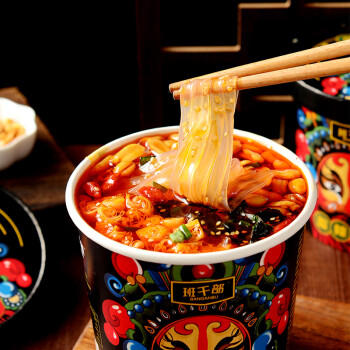 班干部（BANGANBU） 黑金宽粉酸辣粉190g*6桶整箱装 正宗大桶嗨吃酸辣粉速食红薯宽粉 /粮油调味 /方便食品 /酸辣粉 商品图3