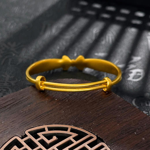 【限时克减150元】足金999.9 #520快乐 #在逃公主 古法实心推拉手镯公主蝴蝶结单只童镯宝宝镯BB镯(ANWGFTZ00020)（预售产品下单后不退款不退货不换货不补差价 商品图1