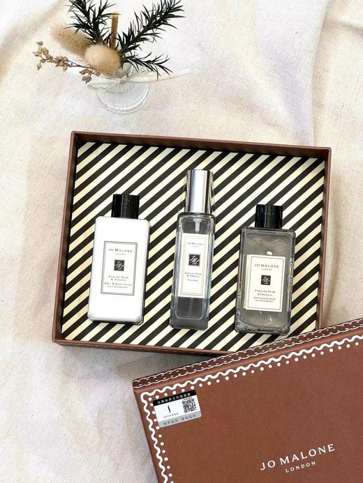 D050627英国梨小苍兰沐浴露身体乳香水三件套 商品图3