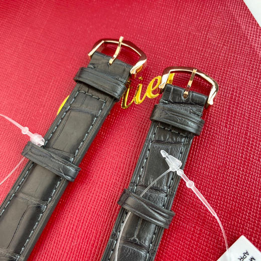 『原单版本』卡地亚经典之作，山度士系列腕表！相较于圆形腕表，方形腕表因其棱角分明的设计显得格外独特，而提到方表中的经典之作，卡地亚的山度士自然榜上有名，山度士腕表不仅是方形腕表中的典范❕❕❕ 商品图8