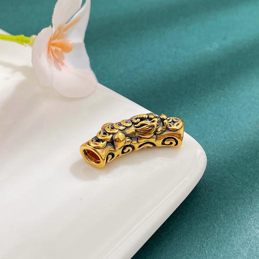 【限时7.5折】【定价黄金】足金 #电黑金 #招财进宝 3D硬金电黑金手串配件五帝币貔貅弯管手串配件Diy手串配件(V3DSC00419)（预售产品下单后不退款不退货不换货不补差价） 商品图0