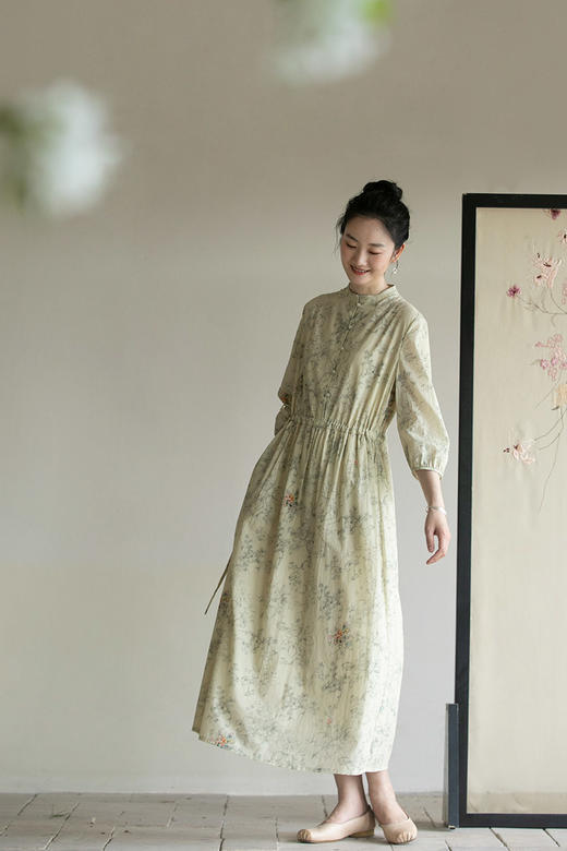 牧衣游原创 印花纯棉连衣裙夏新款宽松抽绳显瘦文艺碎花裙 听风雨 商品图5