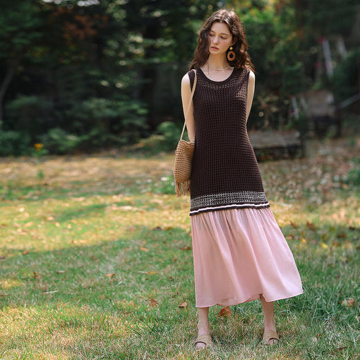 OLrain欧芮儿咖色拼粉色法式度假毛针织连衣裙女夏季2025新款长裙 商品图0