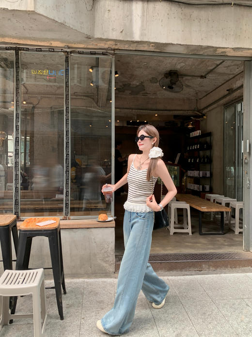 【99元任选2件】新品现货秒杀！卖完下架不再补 ！微信粉丝打折价！！蕾丝拼接花边吊带背心 商品图11