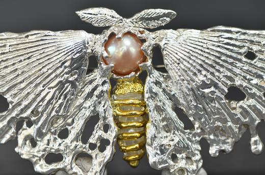 999飞蛾胸针项链两用款·身体镀金 商品图3