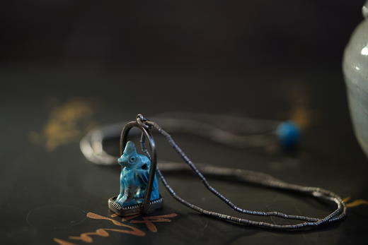 古埃及鹰陶瓷蓝色吊坠银管项链 商品图0