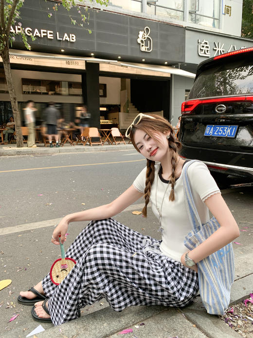 【99元任选2件】新品现货秒杀！卖完下架不再补 ！微信粉丝打折价！！后背镂空撞色短袖T 商品图11