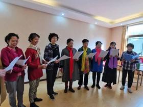 急寻200名中老年免费学唱歌，不限经验，想唱歌交友的速进！