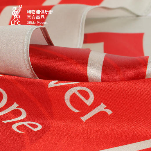 【官方正版】利物浦俱乐部 | 红色桑蚕丝方巾精致队徽logo球迷配饰 商品图2