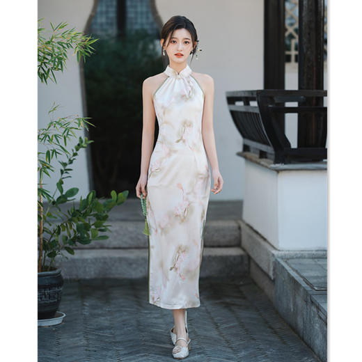 GX现代时尚改良新中式长款挂脖性感旗袍2025春夏新款年轻少女款旗袍 商品图3