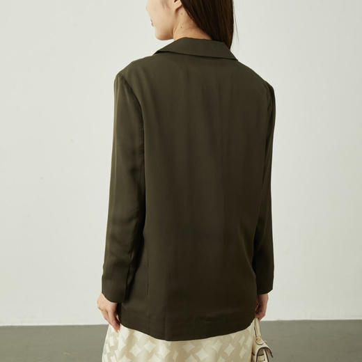「K」洛诗琳05243气质阔版西装外套2025翻驳领真丝西装外套82937 商品图2
