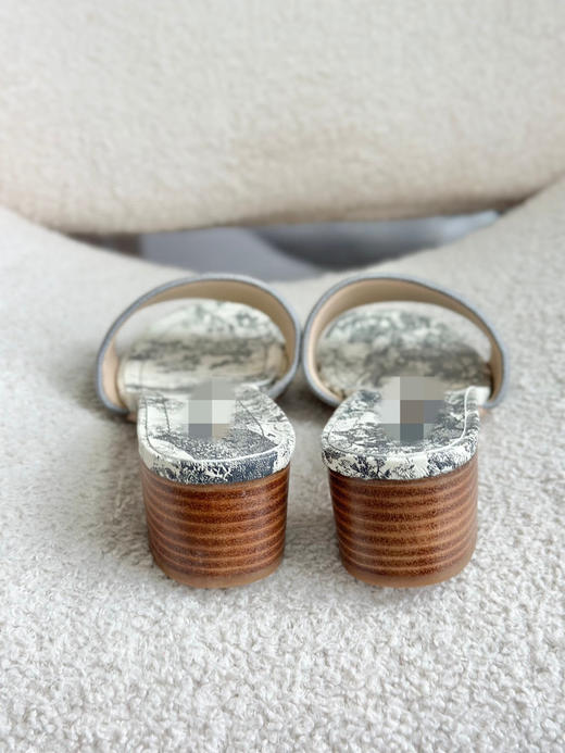 57-5 雕经典款拖鞋 商品图7