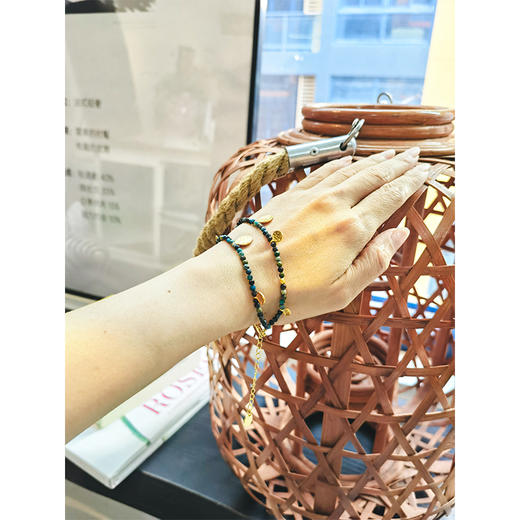 【非质量问题不退，谢谢理解】星璨双辉手链 石榴石红|色泽浓郁 青金石绿|深邃沉稳 点亮手腕的璀璨星光 商品图4
