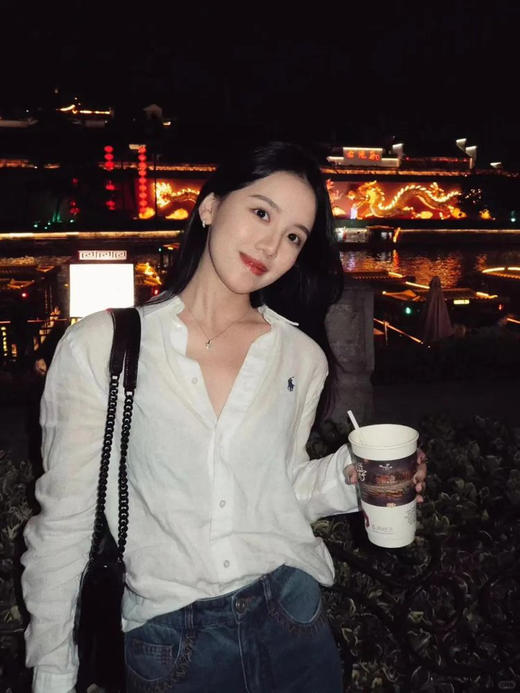 宽松版亚麻衬衫 清爽利落高级中性风 极简H型版型 小落肩袖设计 超细全亚麻面料 后片工字褶裥方便活动 弧形下摆前短后长好搭配 商品图5