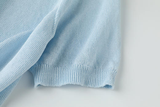 【无缝一体和纸纱V领T恤】甄选和纸混纺纱线，质地轻盈，透气清爽JZ2534-CC 商品图10