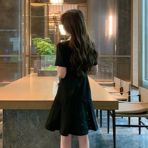 奢姿大码女装2025夏季法式小香风百褶下摆连衣裙胖妹妹POLO领裙子9952853282 商品图3