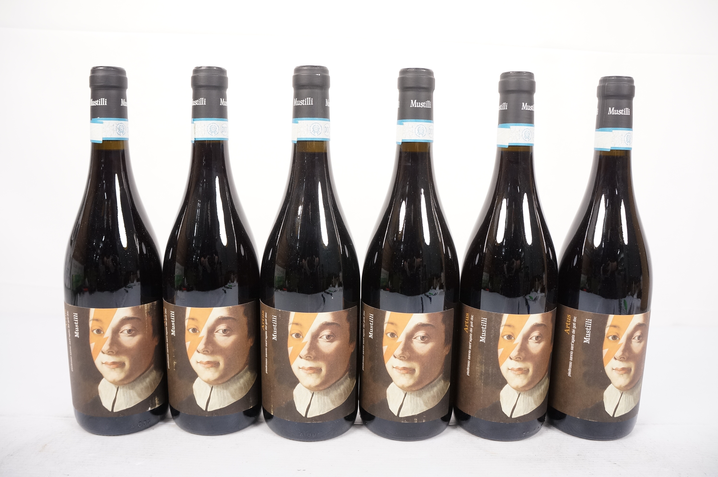 穆斯蒂利酒庄桑尼奥派迪洛索红葡萄酒