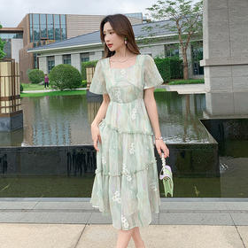 奢姿大码女装2025夏季减龄小花木耳边连衣裙胖妹妹方领时尚裙子9952869339【1】
