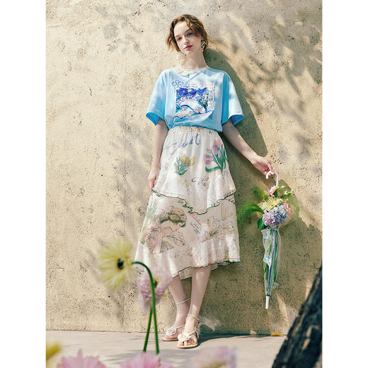 两三事星夜晴空2025夏季新款小清新蕾丝拼接印花贴布绣短袖t恤女 商品图3