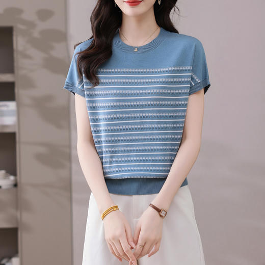 CC-103-98997夏季新款洋气条纹冰丝短袖t恤女士宽松显瘦遮肚子肉针织上衣T 商品图0