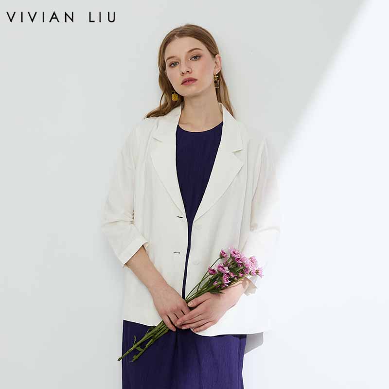 VIVIAN LIU D2443107 25春女装翻领两粒扣翻盖口袋七分袖宽松西装