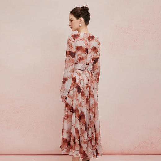 QF896斯尔丽25夏季新款法式优雅浪漫显瘦显高印花雪纺设计感放摆连衣裙 商品图6