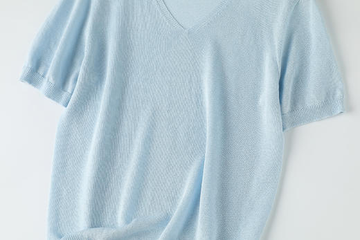 【无缝一体和纸纱V领T恤】甄选和纸混纺纱线，质地轻盈，透气清爽JZ2534-CC 商品图5