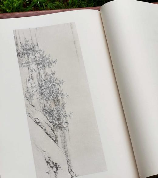 特别推荐：《渐江画集》，全1册，4开巨册，布面锁线精装，香港开发（Cafa）股份有限公司1969年出版，售价588元。 商品图10