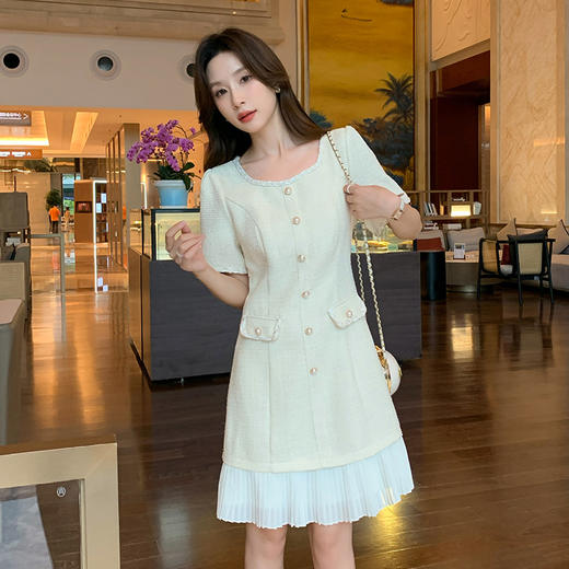 【清仓超15天不保价】奢姿大码女装2025夏季纽扣装饰时尚连衣裙胖妹妹百褶小香风裙子9952890352【1】 商品图1