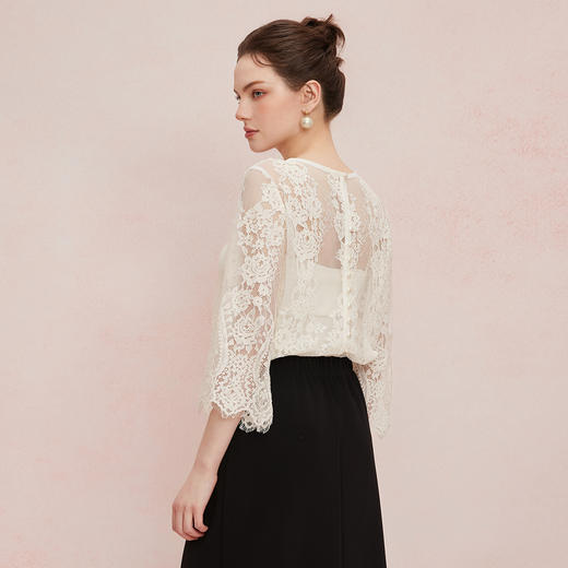 QF256斯尔丽2025夏季新款法式浪漫水溶绳股立体蕾丝高级感气质高雅上衣 商品图1
