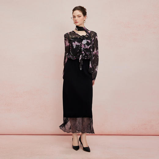 QF257斯尔丽25夏款雪纺薄纱名媛风立体盘玫瑰花宽松领带多种系法上衣 商品图2