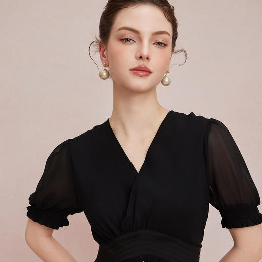 QF891斯尔丽25新款法式浪漫高腰节蛋糕收褶烫钻后腰超细橡筋显瘦连衣裙 商品图7