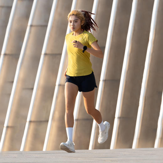 身体智慧 BODYWIT 女款 专注 马拉松短袖T恤 商品图1