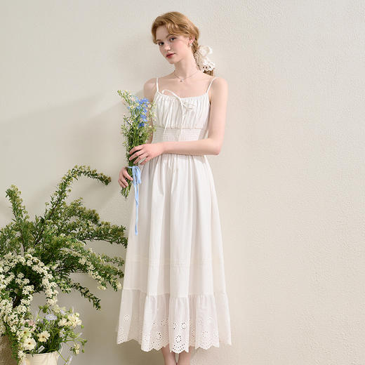 【初恋白月】花边裙摆吊带裙女夏季弹力收腰度假风连衣裙V0850334 商品图2