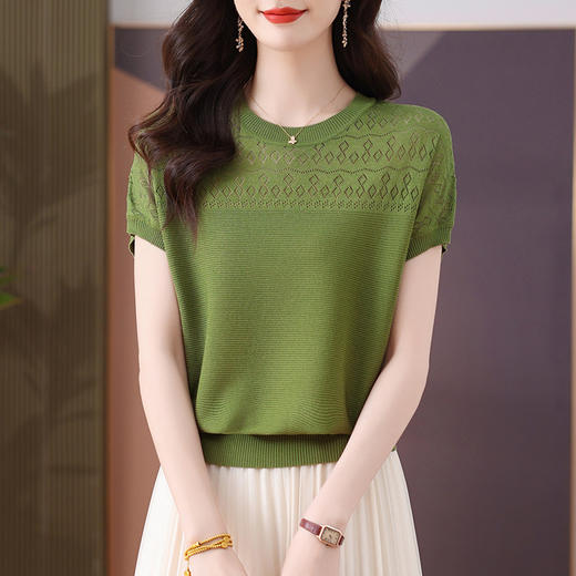CC-103-7975时尚圆领薄款短袖t恤女2025新款夏季镂空显瘦冰丝针织上衣 商品图2