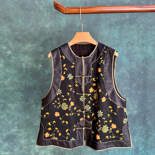 V250905马甲 商品图3