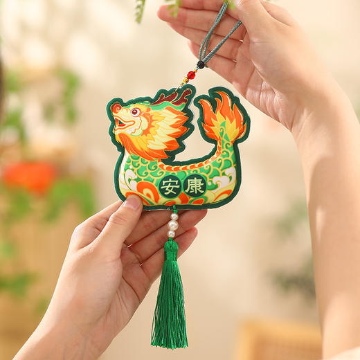 【秒杀】9.9包邮端午节龙舟香包香囊手工刺绣随身挂饰品古风汉服艾草荷包挂件 商品图4