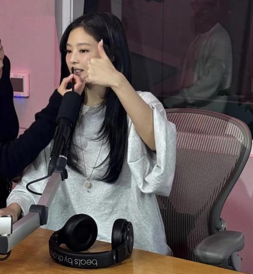 Jennie同款  ac花苞t   慵懒俏皮减龄！双层蓬蓬短袖T恤 商品图1